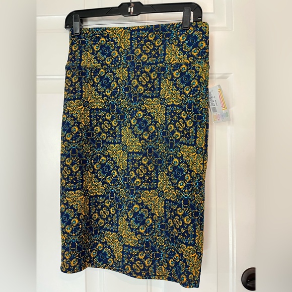 NWT Lularoe Cassie Skirt Size S - Picture 3 of 5